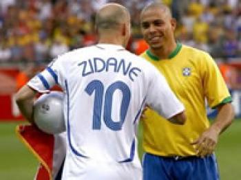 Zidane et les brésiliens sont relax pour ce match que la France remporte 1-0
